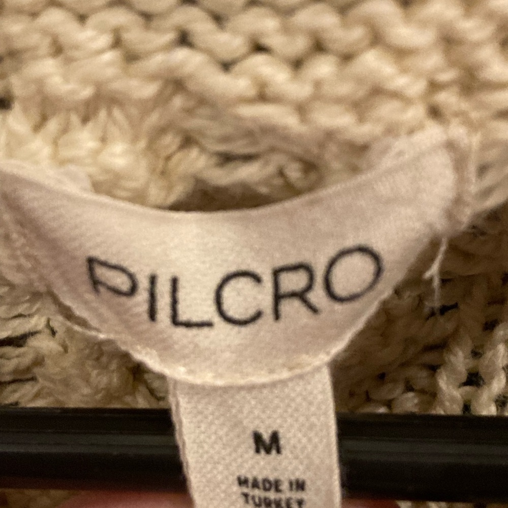 Pilcro size medium cream tie up cable sweater excellent condition - Picture 4 of 6